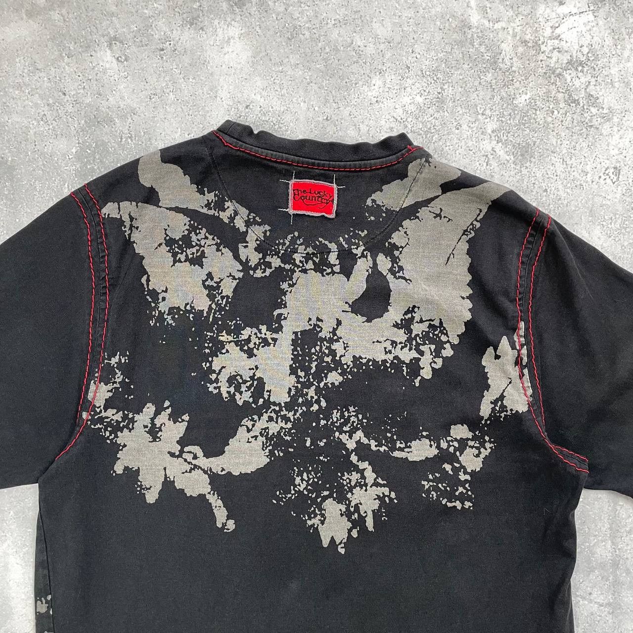Coogi Vintage Coogi The Lucky Country Y2K T Shirt Black/ Red L Size US L / EU 52-54 / 3 - 17 Thumbnail