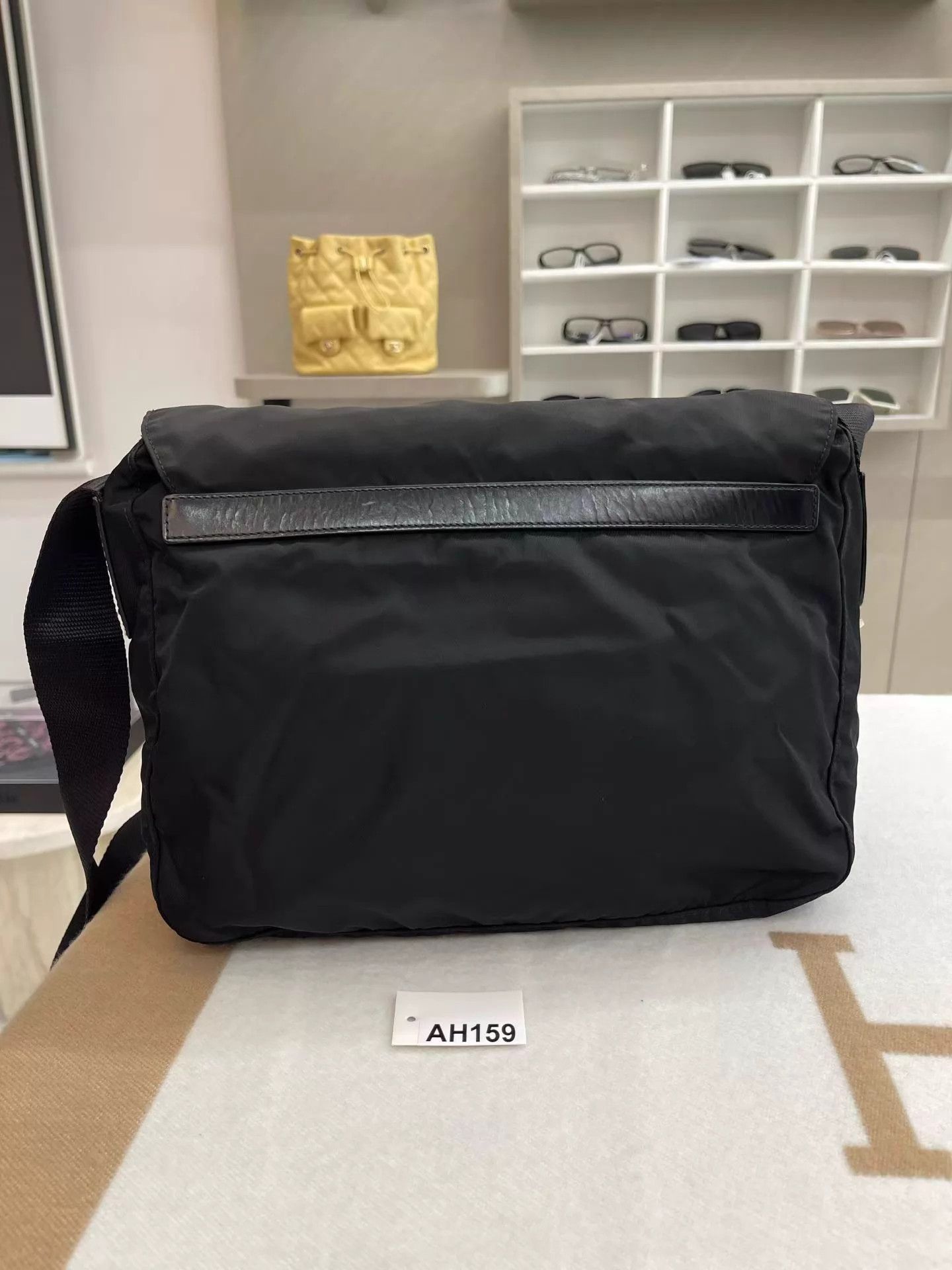 Prada PRADA Shoulder & Crossbody Bag Like New 30x24x11 AH159 Size ONE SIZE - 5 Thumbnail