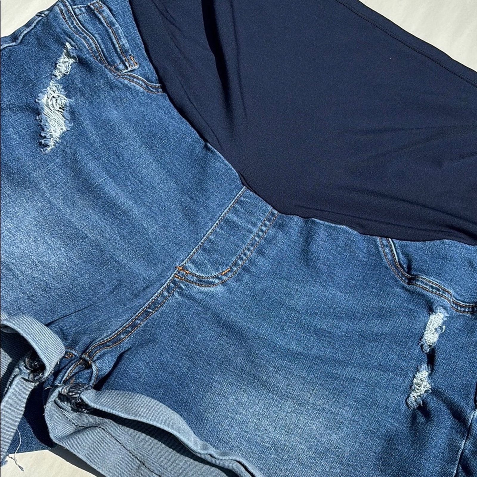 The Unbranded Brand S.O.N.G Maternity Blue Denim Shorts Size XL Size 34" / US 12 / IT 48 - 2 Thumbnail