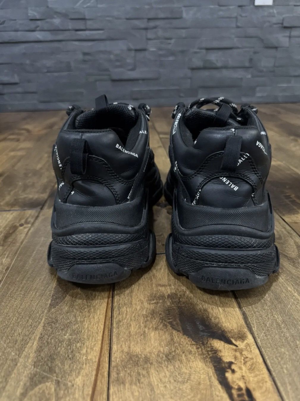 Balenciaga Balenciaga Triple S All Black Logo Sneakers Size US 9 / EU 42 - 7 Thumbnail