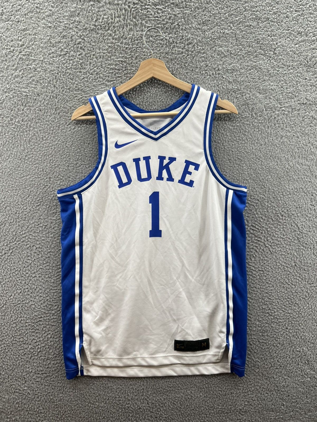 Nike Nike Duke Blue Devils #1 White Blue Jersey Medium BV2584-102 Size US M / EU 48-50 / 2 - 1 Thumbnail