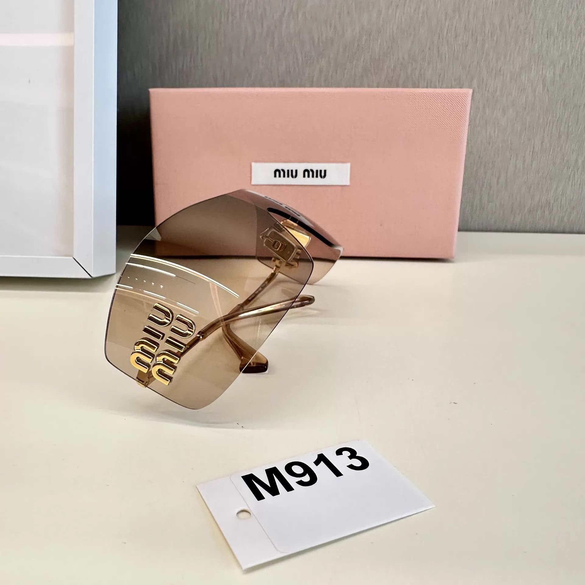 Miu Miu MIU MIU Frameless Shades, New, Case & Dust Bag, M913 Size ONE SIZE - 4 Thumbnail