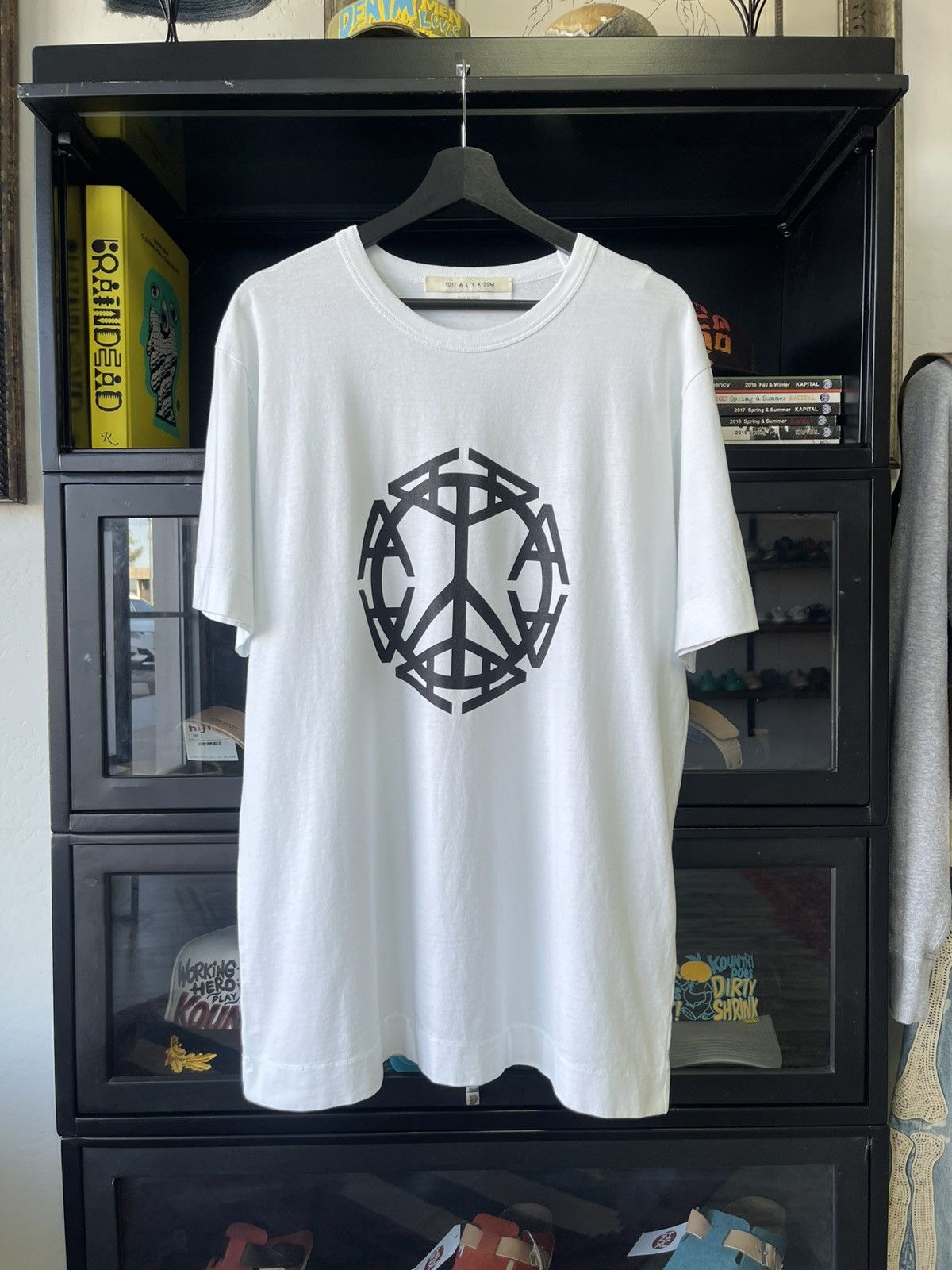 1017 ALYX 9SM Alyx Peace Tee Size US XL / EU 56 / 4 - 2 Thumbnail