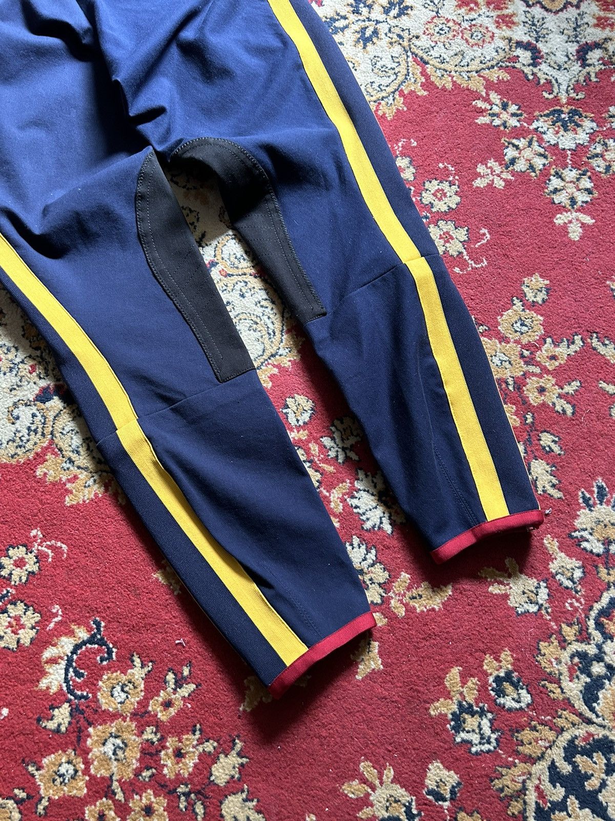 Gucci Gucci Side Stripe Flower Leggings pants size-38 Size 26" / US 2 / IT 38 - 19 Thumbnail