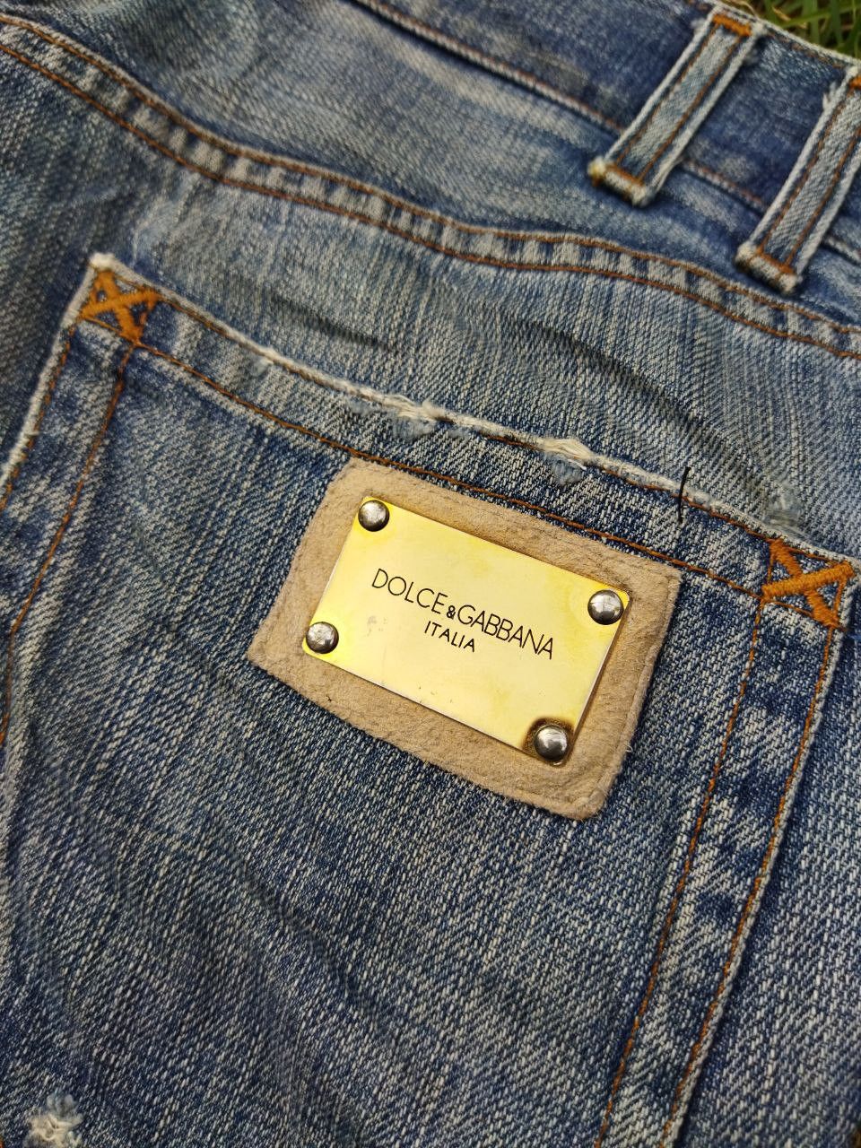 Dolce & Gabbana Vintage Dolce & Gabbana Distressed Look Jeans Size US 32 / EU 48 - 11 Thumbnail