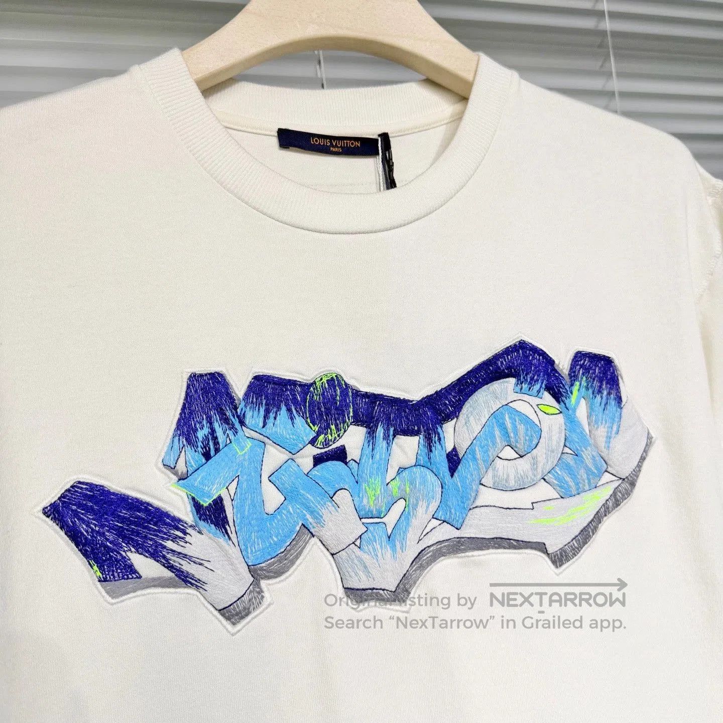 Louis Vuitton LV 2023 SS Short Sleeve Embroidered Logo T-shirt. Size US S / EU 44-46 / 1 - 3 Thumbnail