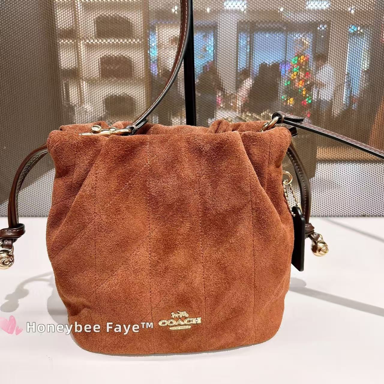 Coach Faye Mini Drawstring Bag With Quilting CDC42 Size ONE SIZE - 1 Thumbnail