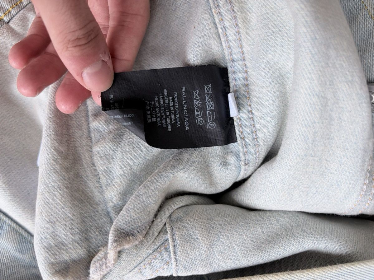 Balenciaga Balenciaga fw17 batwing collar distressed denim jacket Size US M / EU 48-50 / 2 - 5 Thumbnail