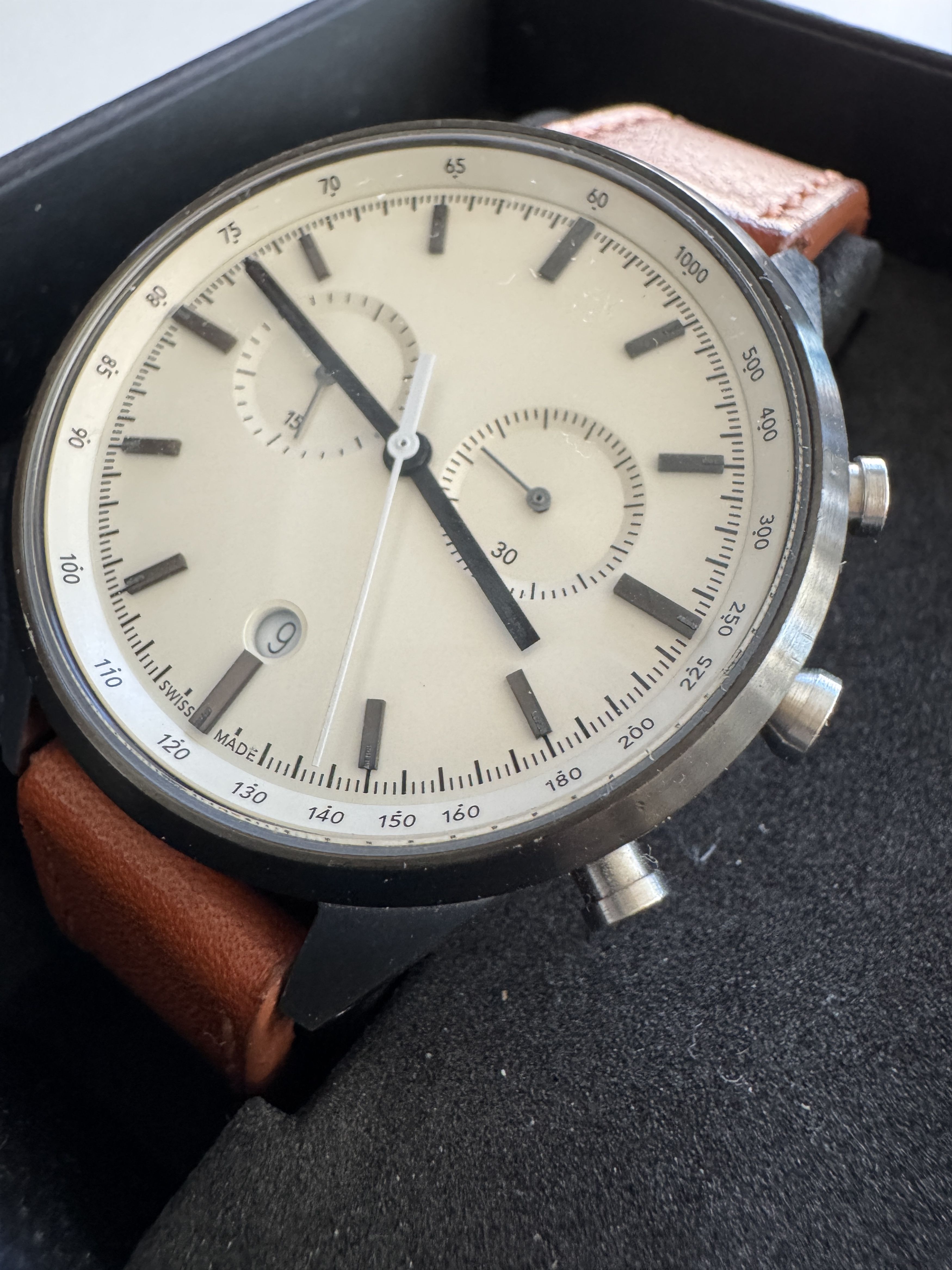 Uniform Wares C41 Chronograph watch in PVD gray Size 40 - 3 Thumbnail