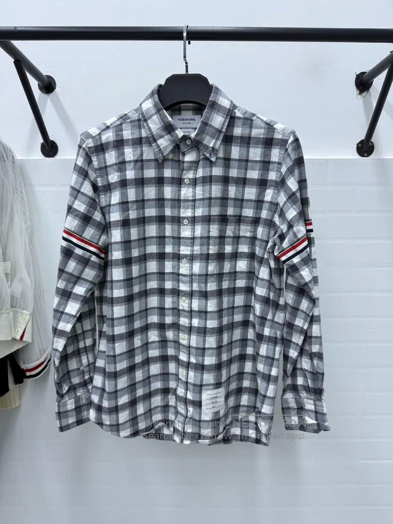 Thom Browne Thom Browne Double-breasted plaid shirt Size US M / EU 48-50 / 2 - 1 Thumbnail