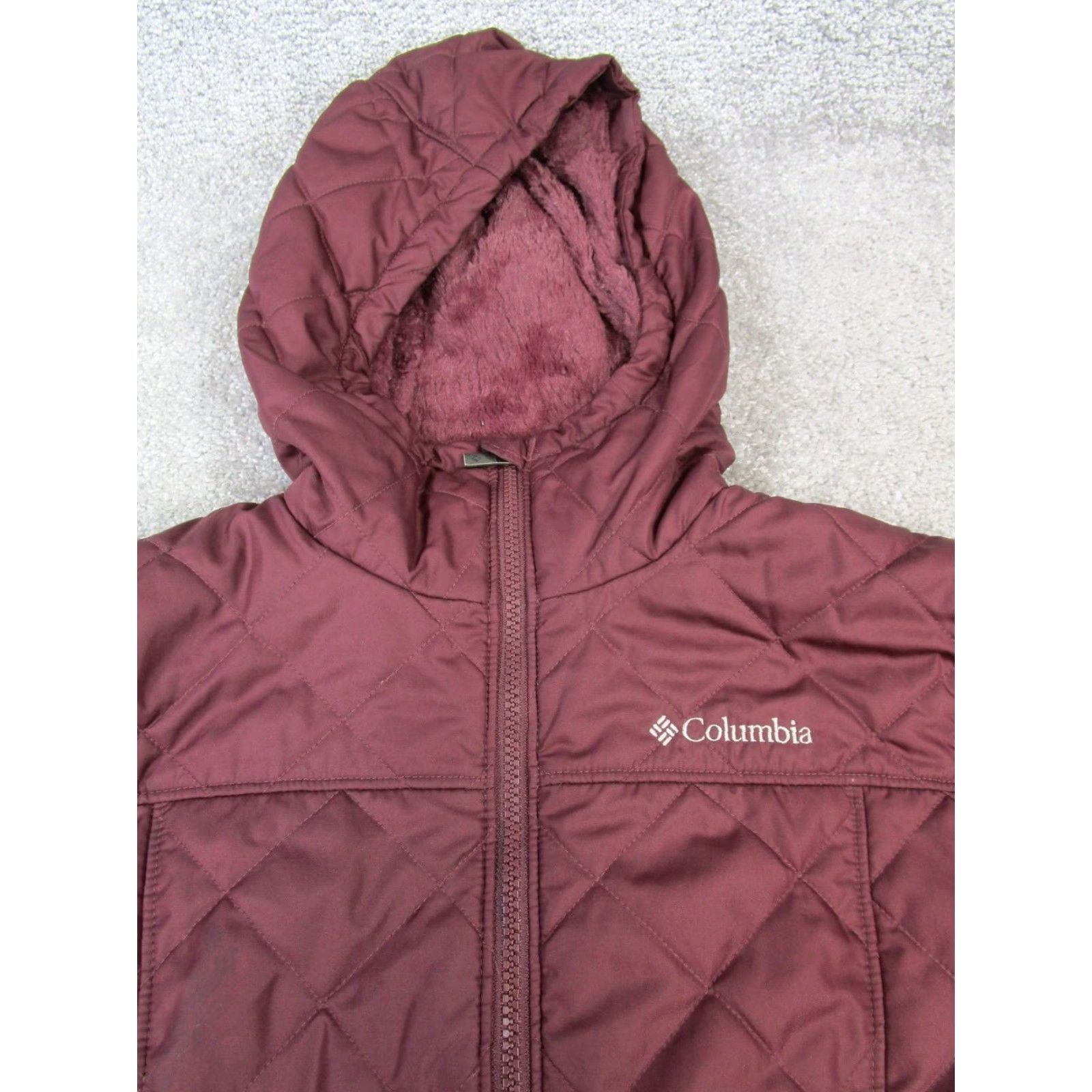 Vintage Columbia Jacket Womens XS Burgundy Quilted Insulated Long Sleeve Zip Diamond Crest Crest? Size XS / US 0-2 / IT 36-38 - 2 Thumbnail