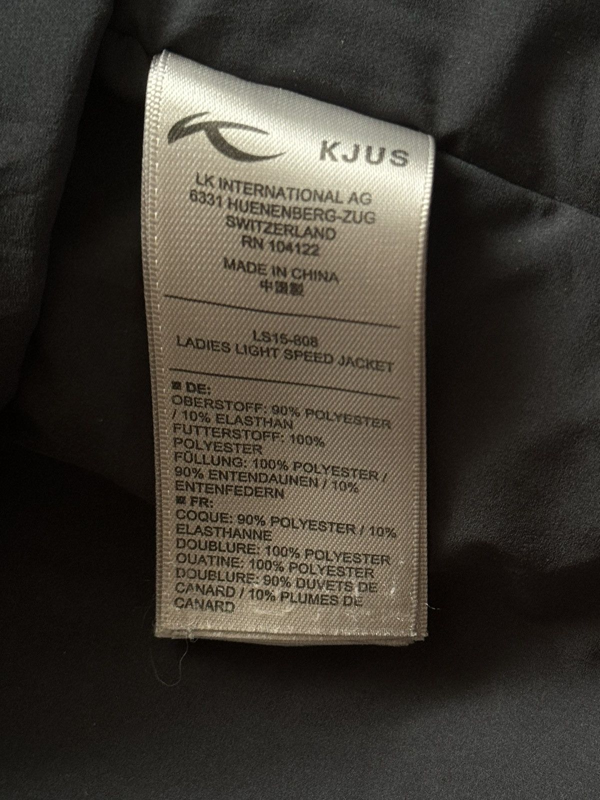 KJUS Kjus L Ladies light speed jacket down hooded puffer outdoor Size L / US 10 / IT 46 - 15 Thumbnail