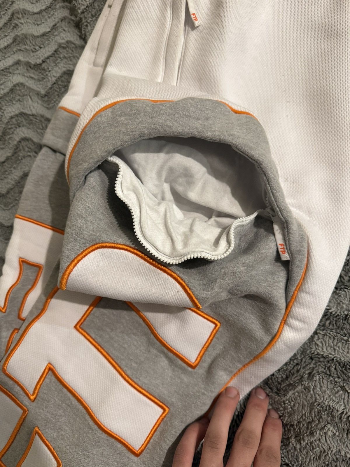 Fuck The Population Ftp swetpants size m Size US 34 / EU 50 - 3 Thumbnail