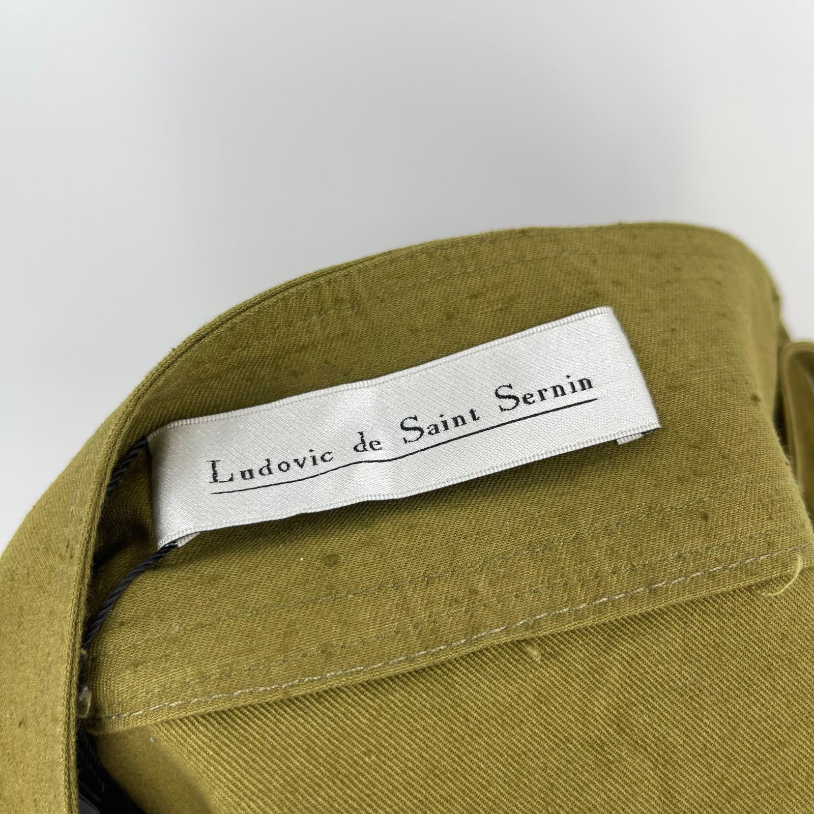 Ludovic De Saint Sernin Ludovic de Saint Sernin | NWT Easy Cleavage Top in Olive L Size L / US 10 / IT 46 - 4 Thumbnail