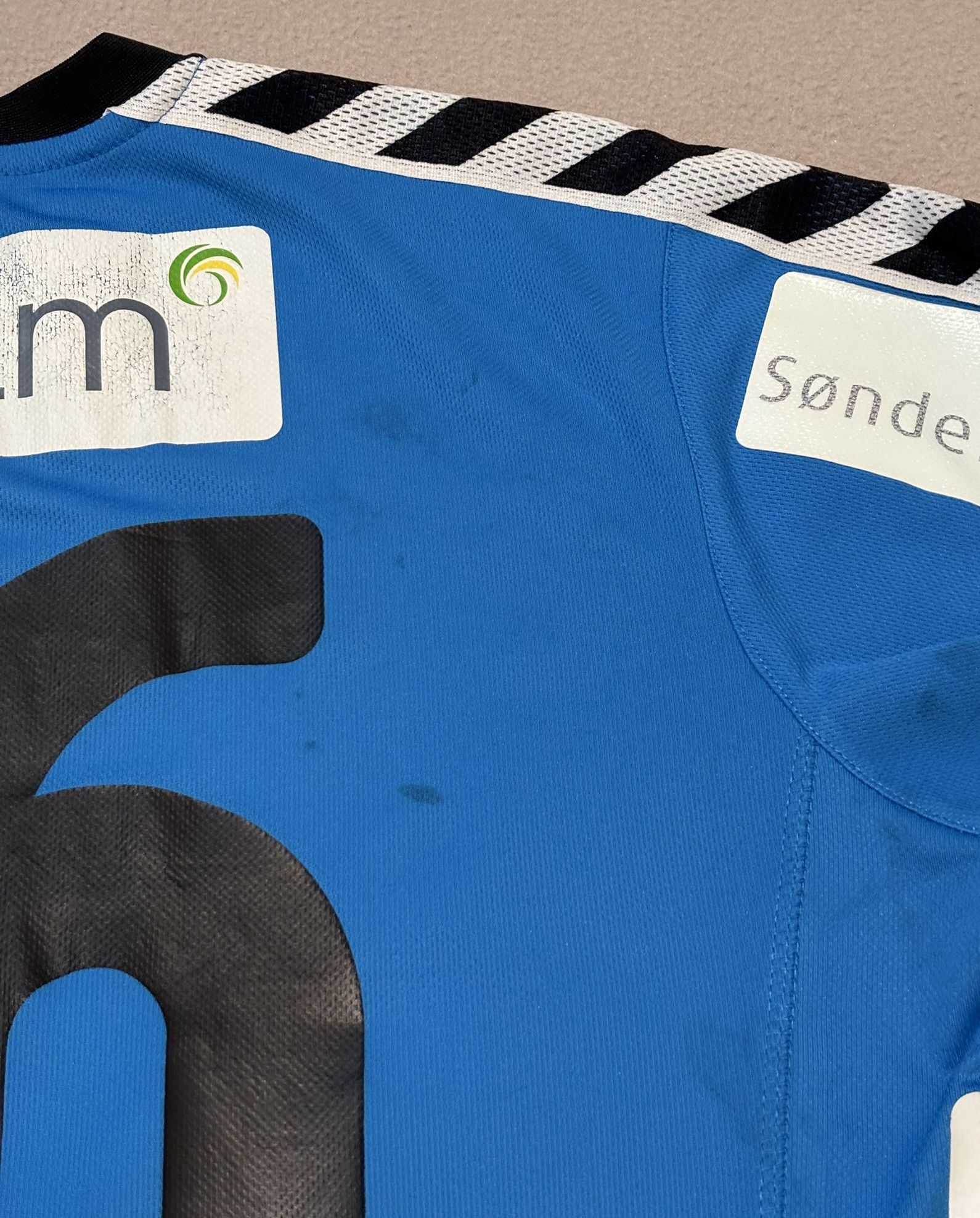 Hummel Sonderjyske #16 Hummel Handball Goalkeeper Shirt Size XL Size US XL / EU 56 / 4 - 20 Thumbnail