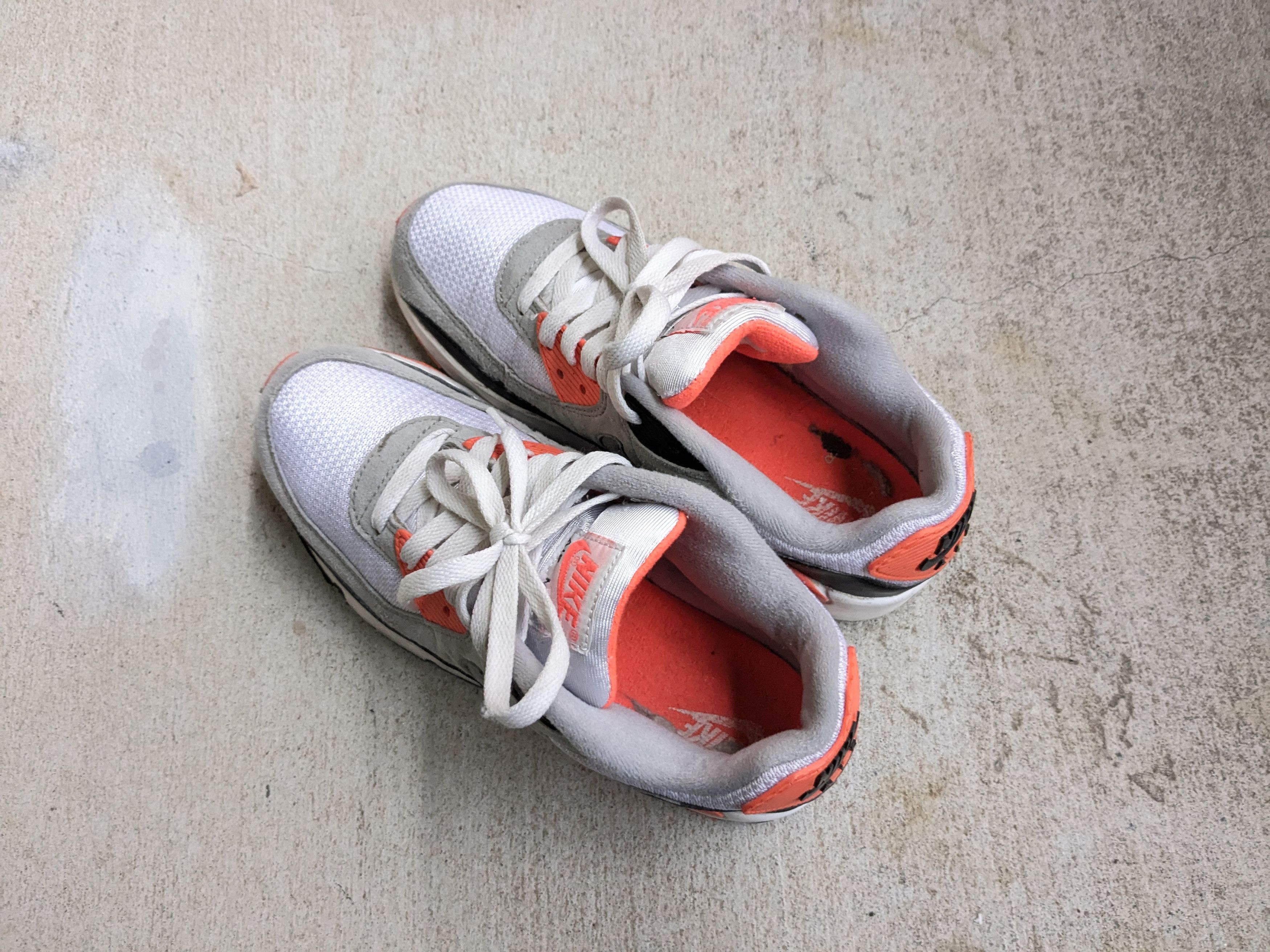 Nike Nike Air Max 90 'Infrared' DC8334-100 Gray Suede 6.5Y Size US 6.5 / EU 39-40 - 9 Thumbnail