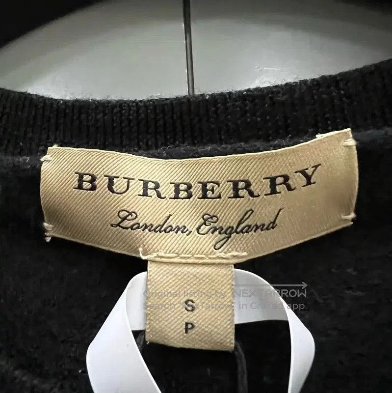 Burberry Burberry Women's Black Wool Long Sleeve Knit Top. Size S / US 4 / IT 40 - 4 Thumbnail