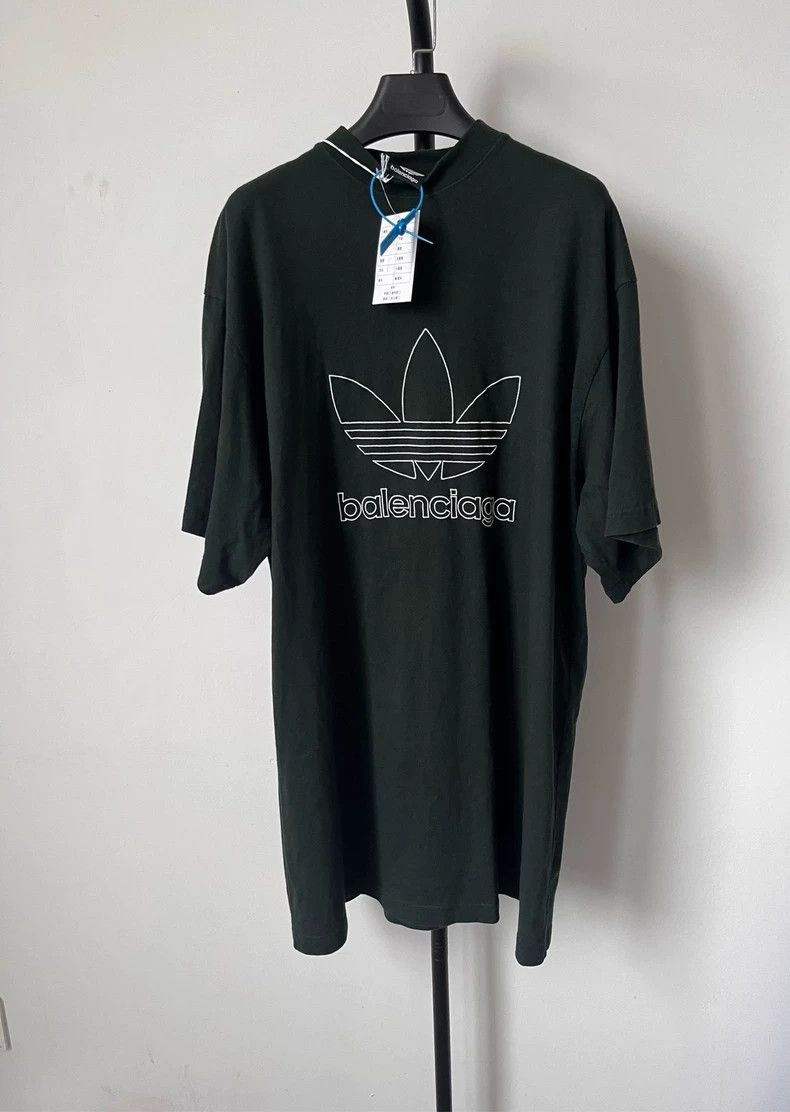 Balenciaga Balenciaga Logo monogrammed crewneck short-sleeve T-shirt Size US S / EU 44-46 / 1 - 1 Thumbnail
