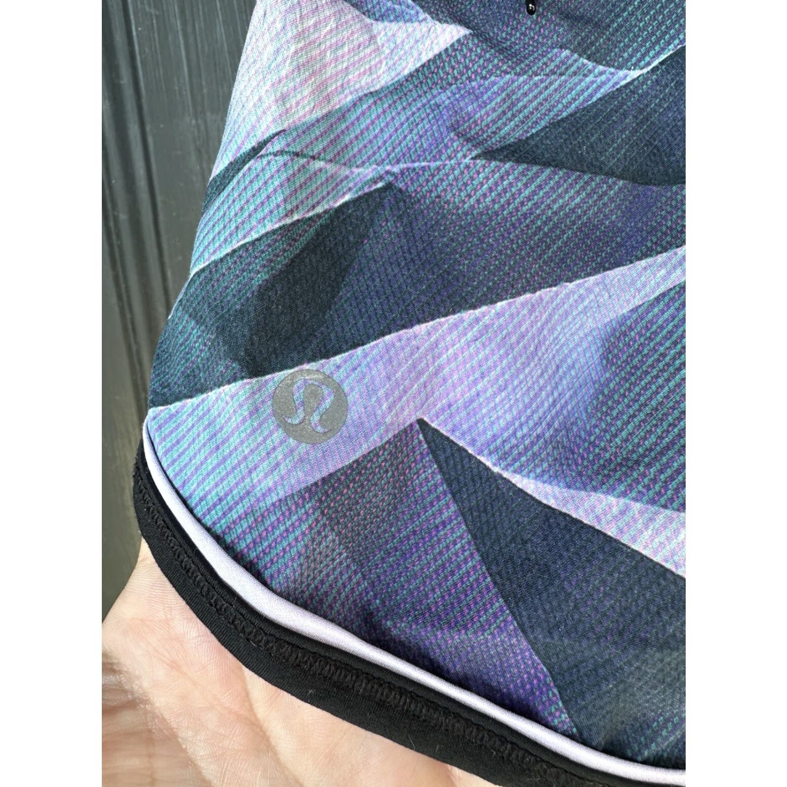 Lululemon Lululemon Drop It Low Short Pretty Prism Size 8 Womens Athletic Shorts Black Lilac 2.5 Inseam Pockets Size 30" / US 8 / IT 44 - 4 Thumbnail