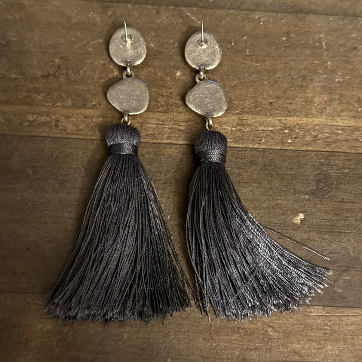 Other Laborite gray tassel dangle earrings Size ONE SIZE - 3 Thumbnail