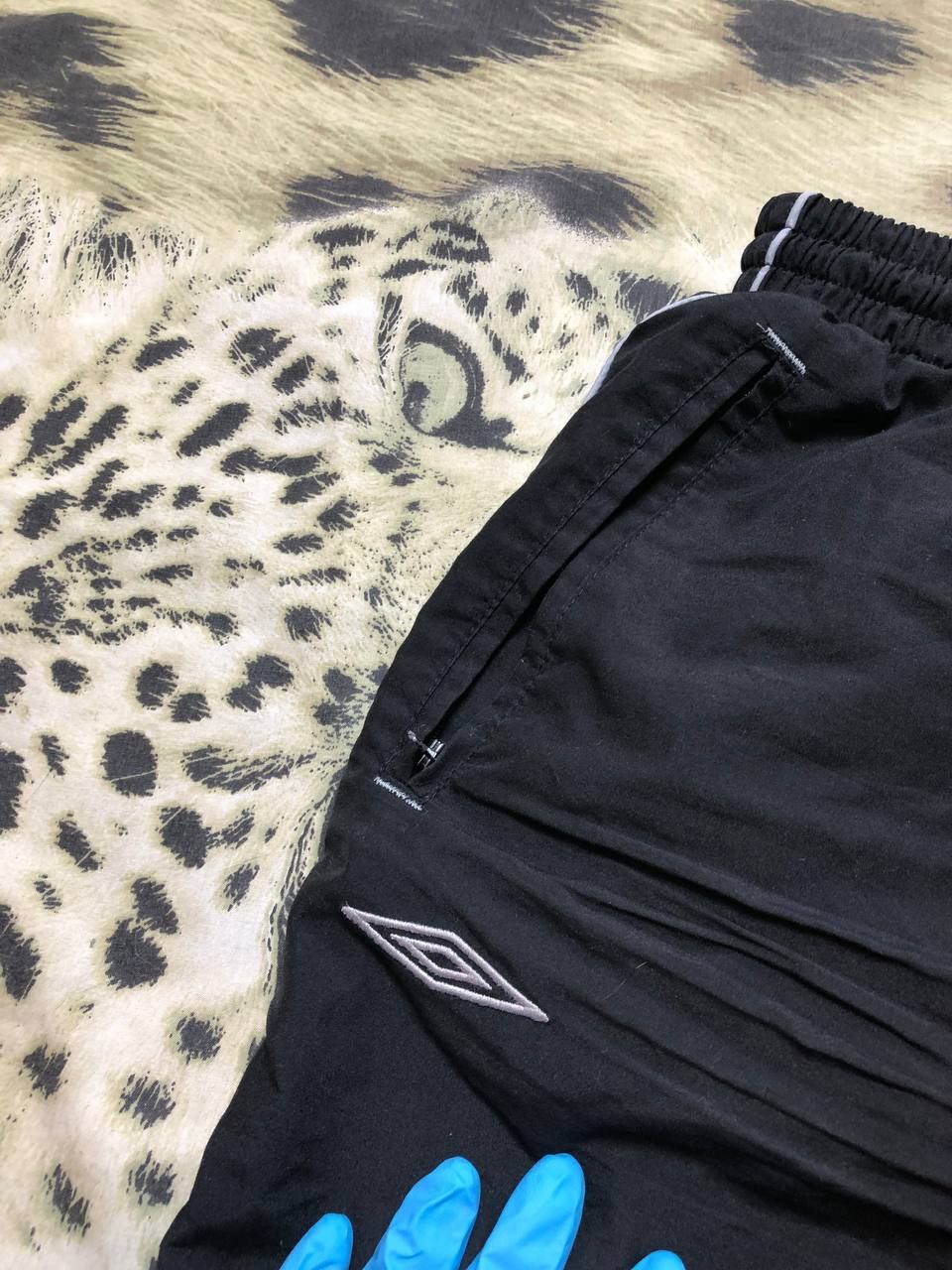 Umbro UMBRO vintage nylon oversize baggy fit sweatpants Size US 34 / EU 50 - 9 Thumbnail