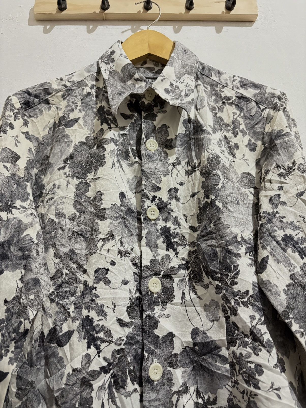 If Six Was Nine × Japanese Brand × Tornado Mart Tornado Mart button pattern flowers shirt Size US M / EU 48-50 / 2 - 3 Thumbnail