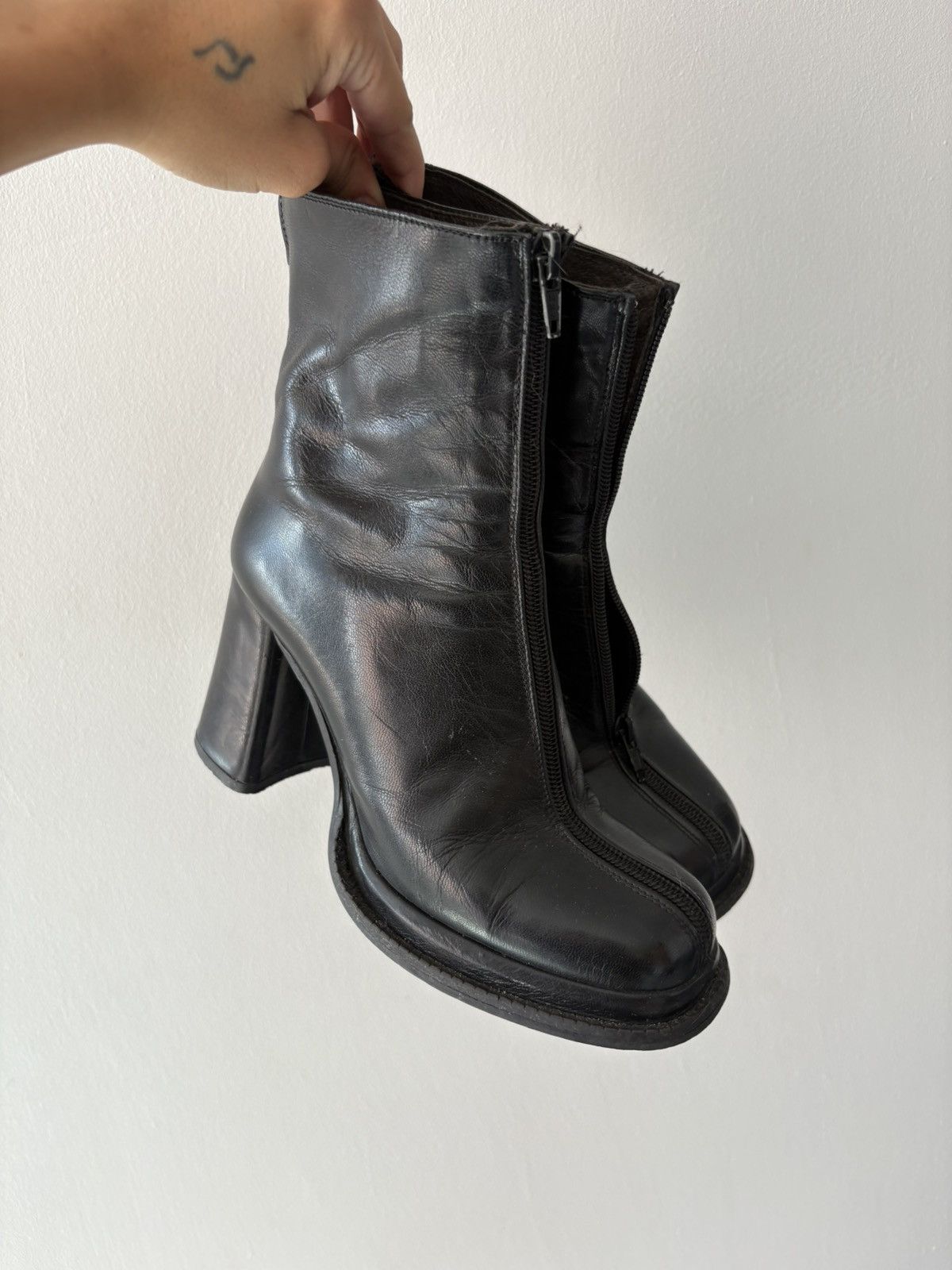Vintage İtalian leather boots Size US 6 / IT 36 - 16 Thumbnail