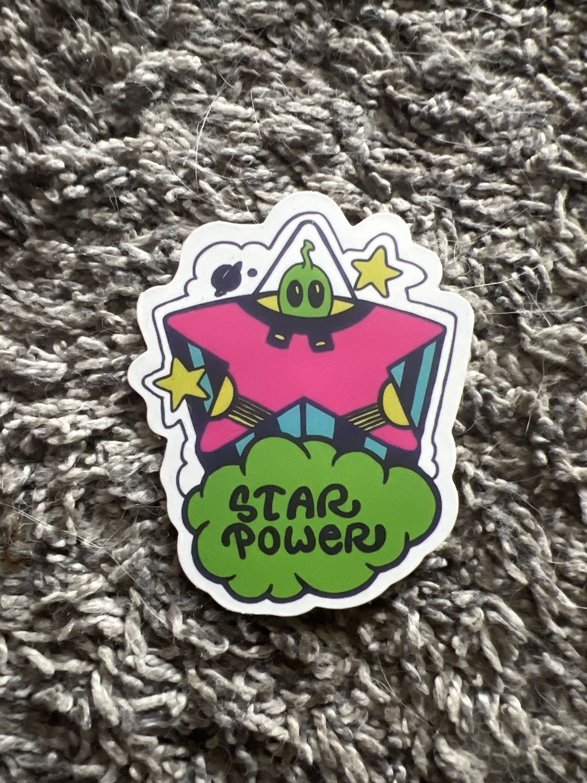 Hypebeast Star Power UFO Sticker Size ONE SIZE - 1 Thumbnail