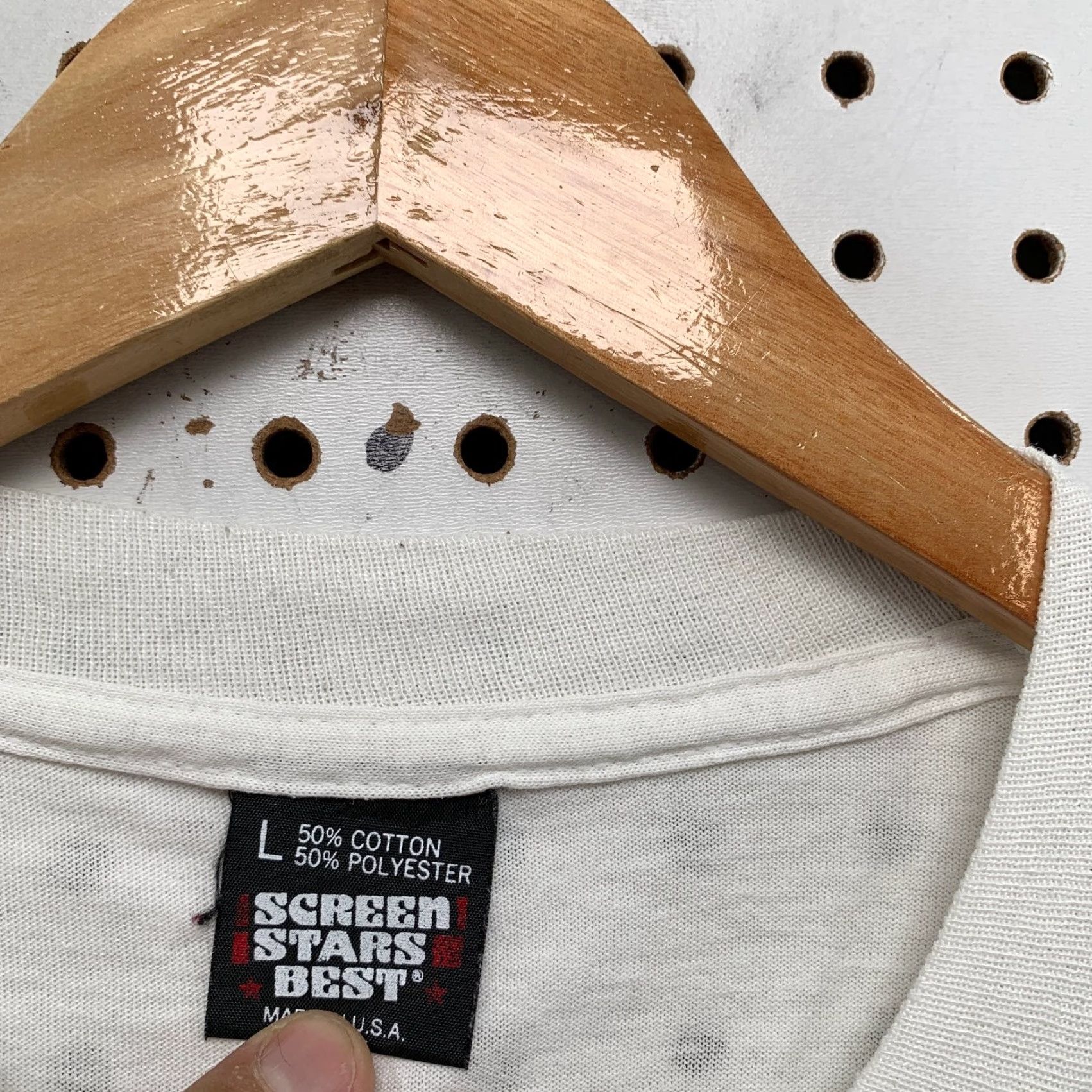 Vintage VINTAGE God Quote Dove Sun Shirt Mens Large White Cotton T-Shirt 1990s 90s Bird Graphic Made USA Size US L / EU 52-54 / 3 - 5 Thumbnail