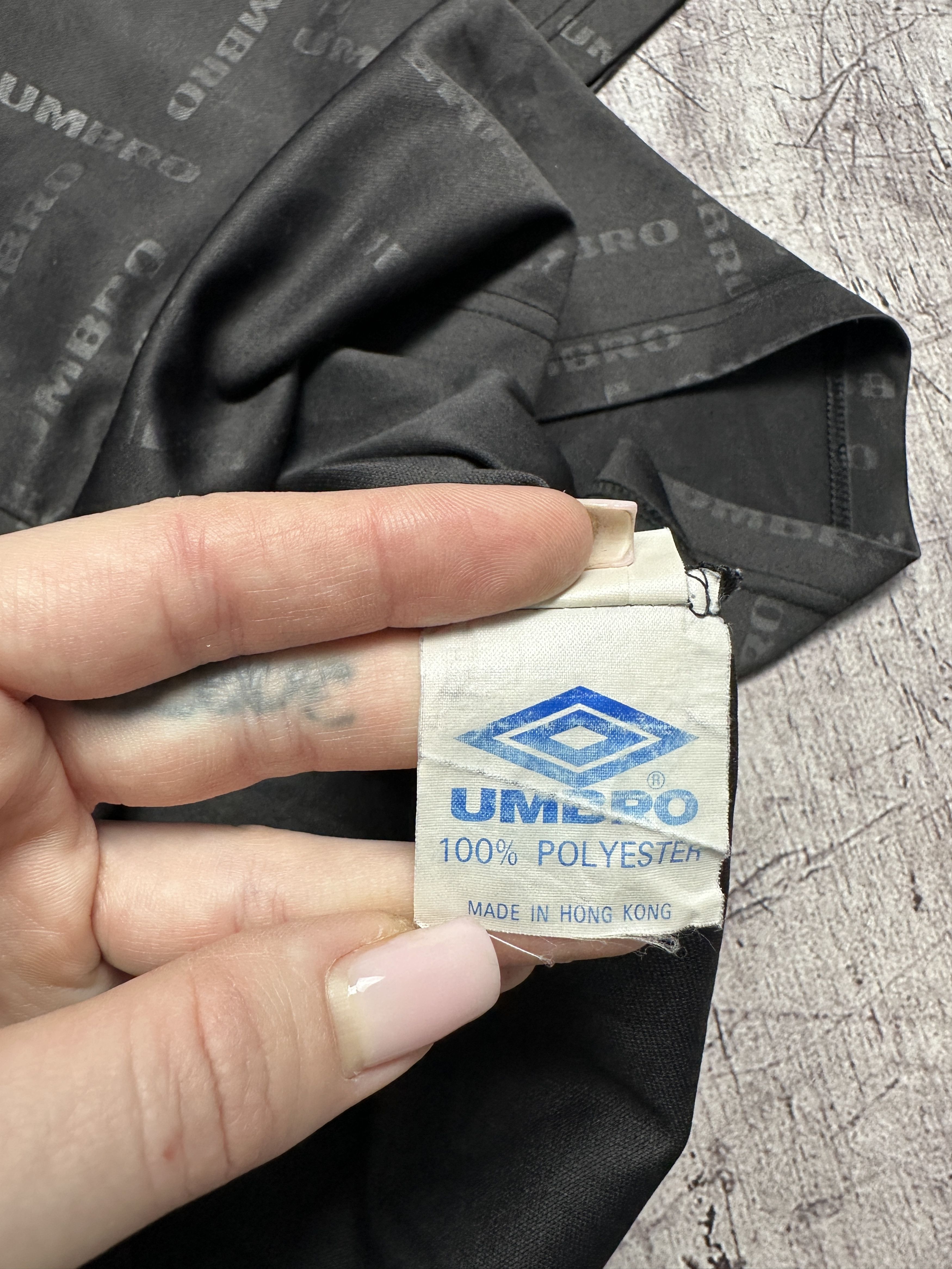 Umbro Umbro 90s Vintage Mens T-Shirt Size US M / EU 48-50 / 2 - 5 Thumbnail