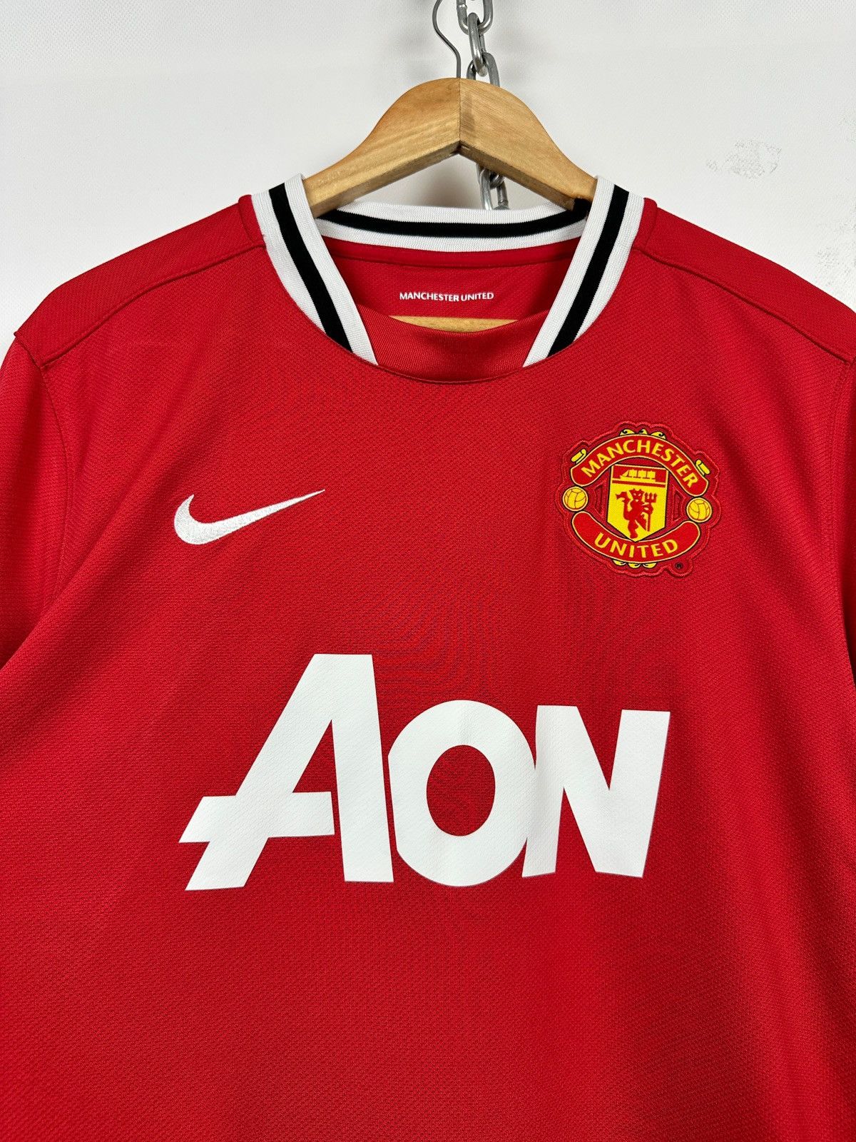 Nike 2011/12 Nike Manchester United Home Soccer Jersey Size US L / EU 52-54 / 3 - 6 Thumbnail