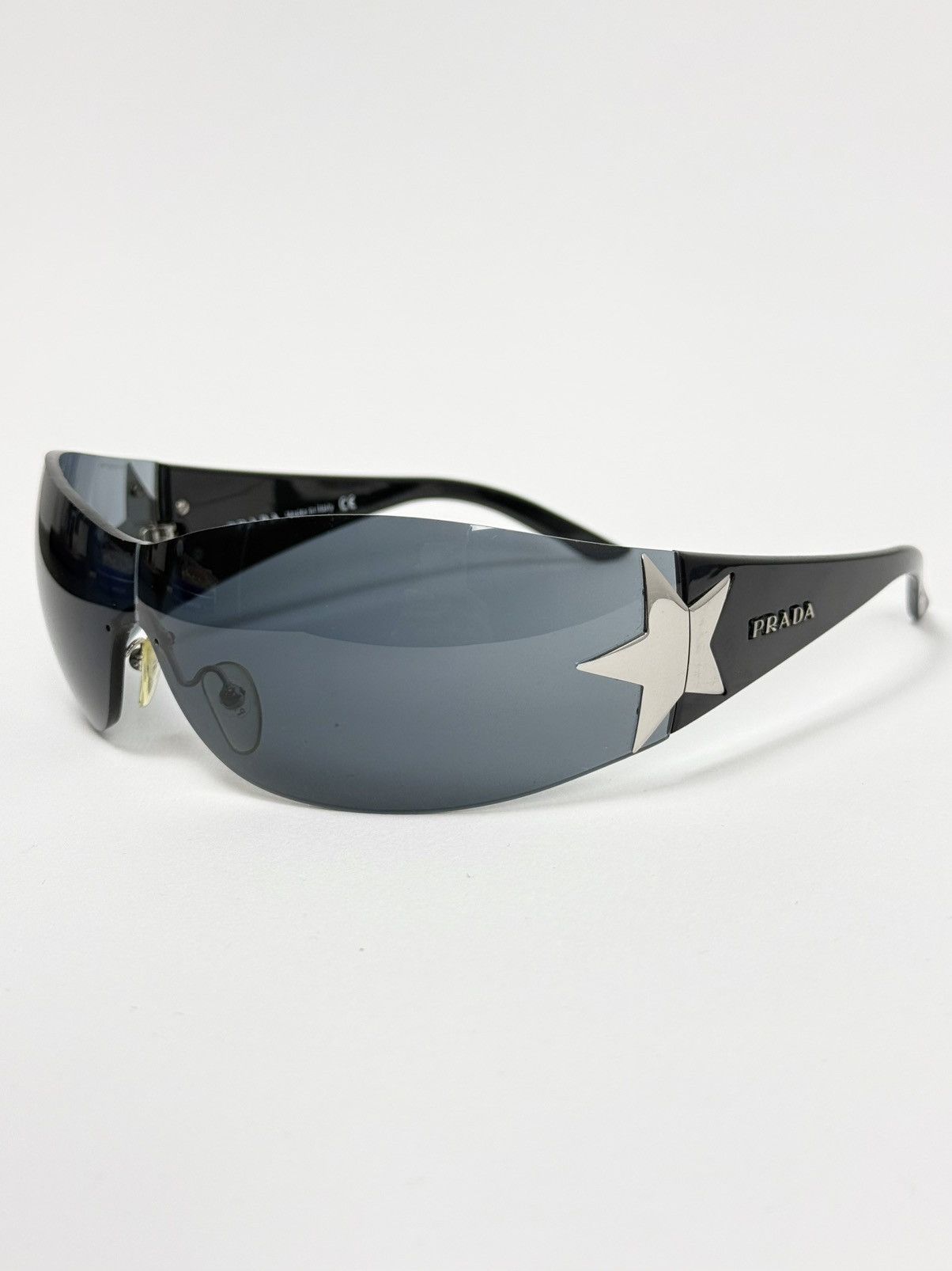 Prada Y2K ICONIC PRADA STAR BLACK SUNGLASSES Size ONE SIZE - 1 Thumbnail