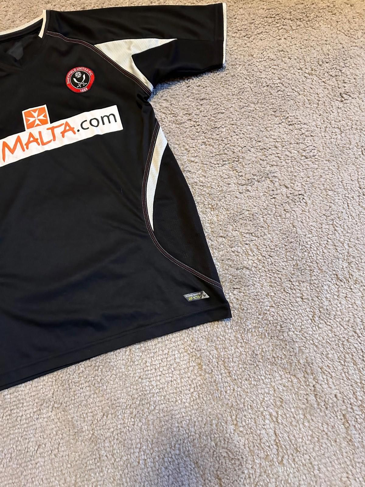 Le Coq Sportif SHEFFIELD UNITED 2008/09 AWAY FOOTBALL SHIRT LE COQ SPORTIF Size US S / EU 44-46 / 1 - 2 Thumbnail
