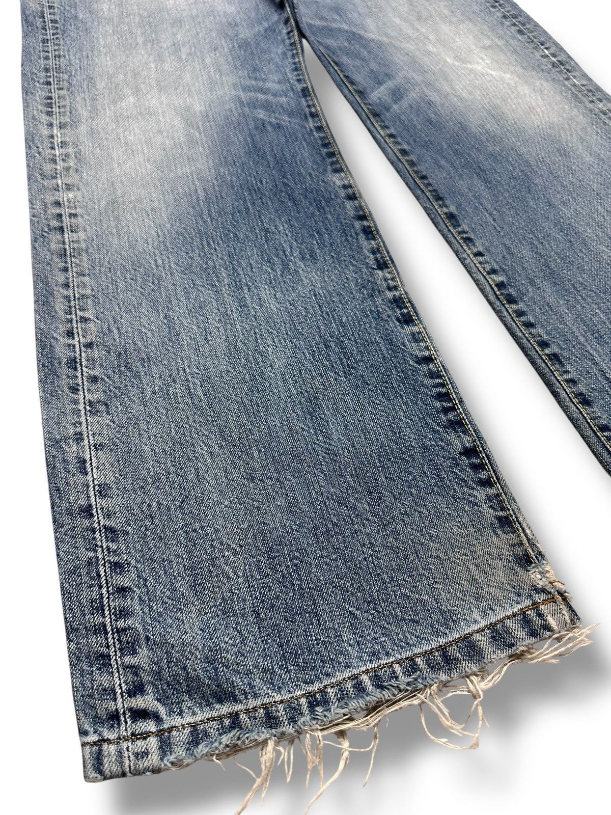Uniqlo Vintage Uniqlo UJ Straight Leg Distressed Jeans with Faded Size US 36 / EU 52 - 12 Thumbnail