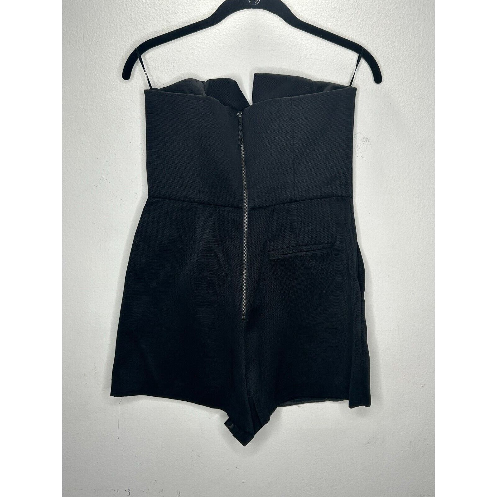Topshop Topshop Black Strapless V Front Pleats Pockets Zip Romper 6 Size M / US 6-8 / IT 42-44 - 2 Thumbnail