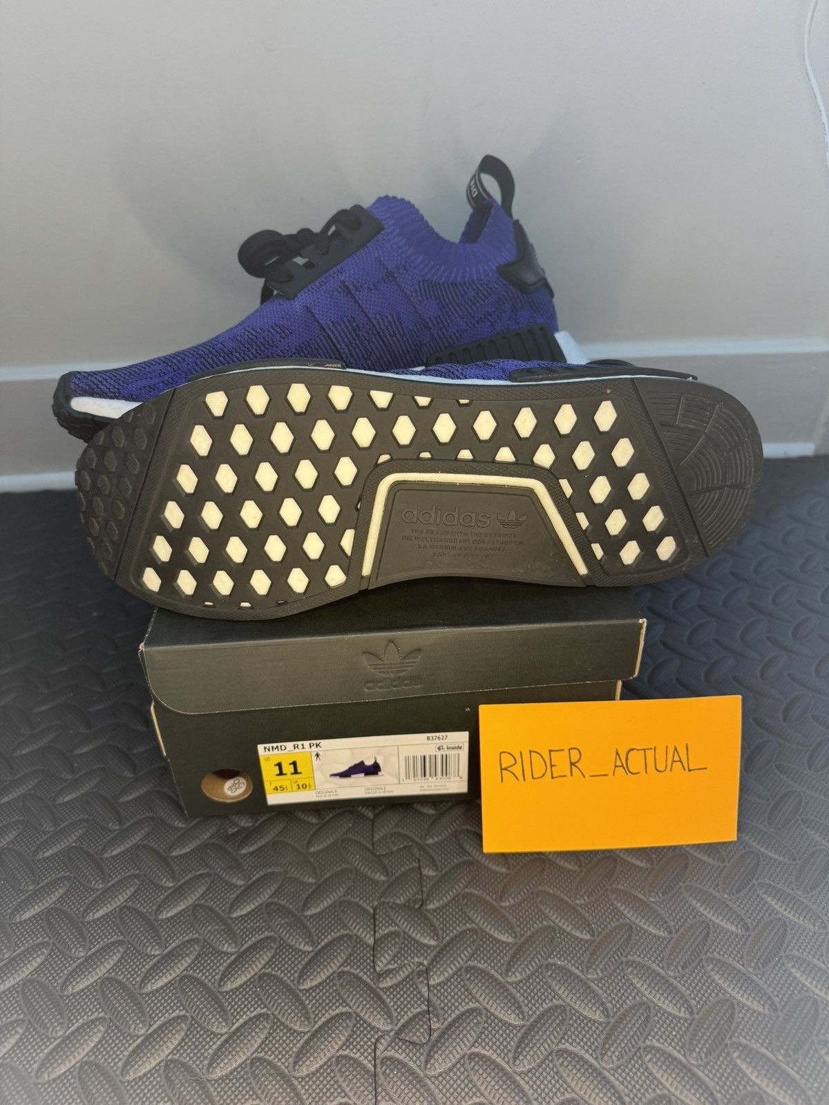 Adidas Adidas NMD_R1 PK Size US 11 / EU 44 - 6 Thumbnail
