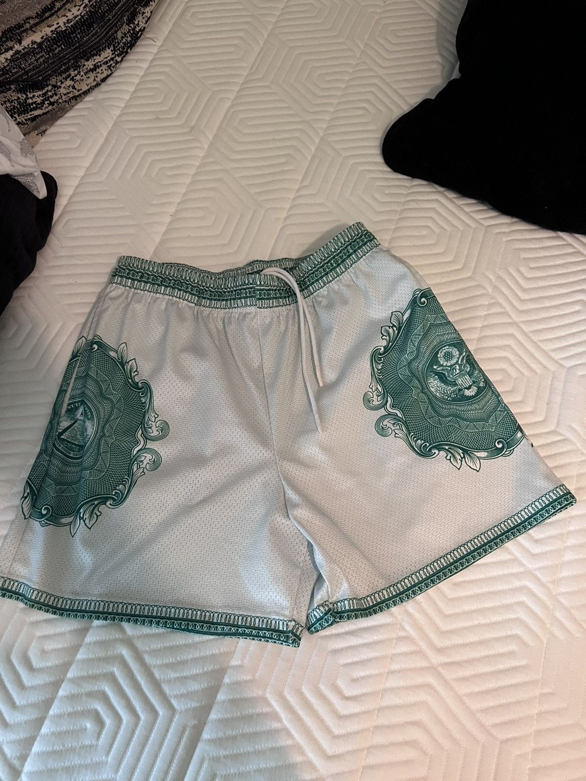 Bravest Studios Bravest Studios Money Shorts Size US 36 / EU 52 - 1 Thumbnail