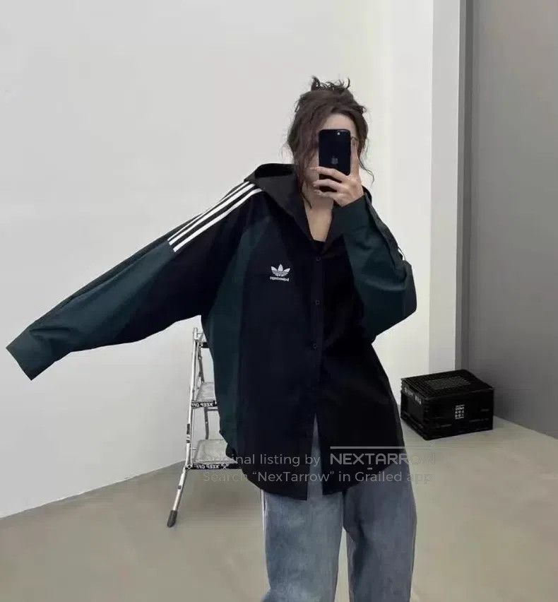 Balenciaga Balenciaga Colorblocked Side Stripe Logo Printed Cotton Ho Size US L / EU 52-54 / 3 - 8 Thumbnail