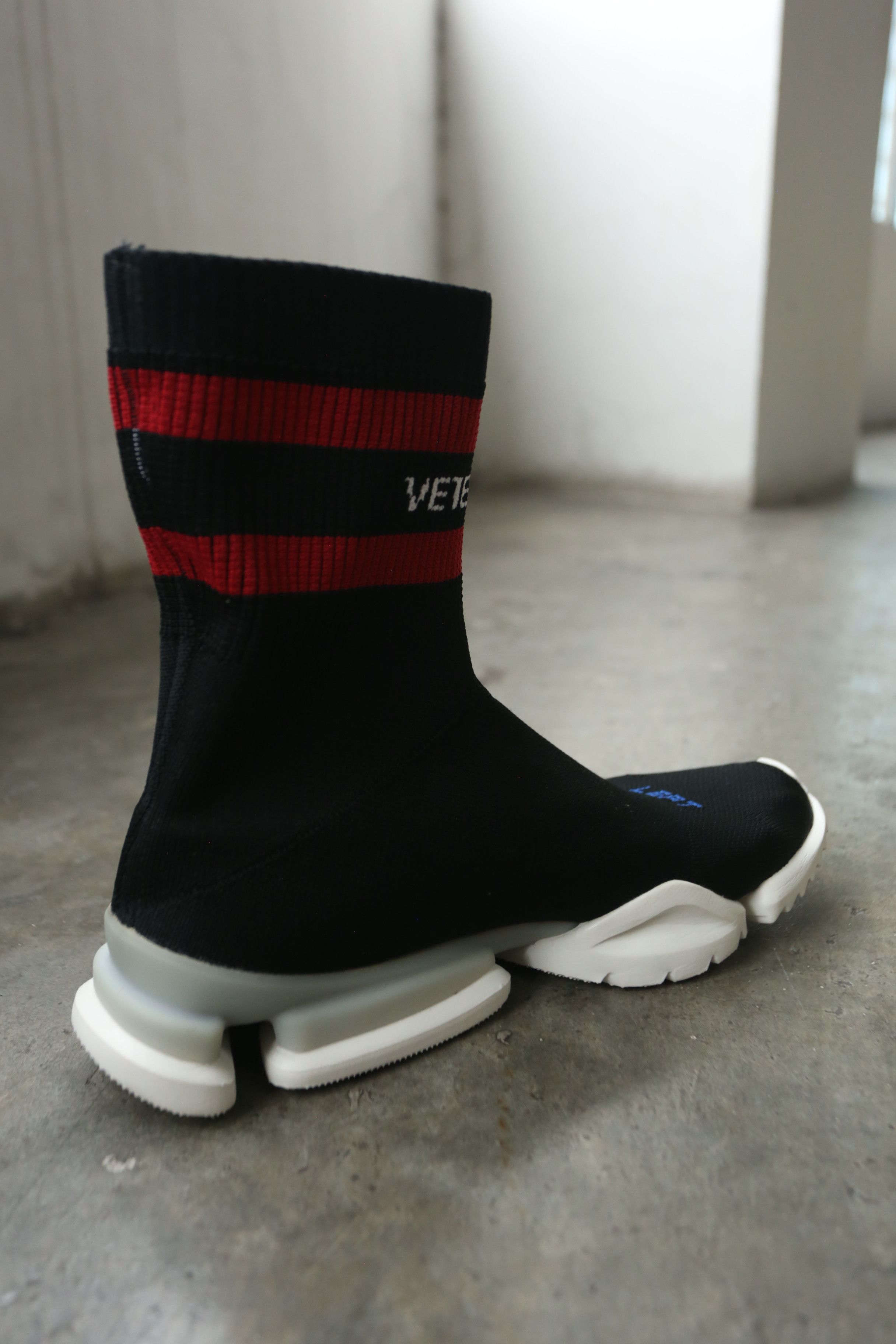 Reebok × Vetements Reebok - Vetements - S/S 18 - Sock Sneakers Size US 9 / EU 42 - 10 Thumbnail