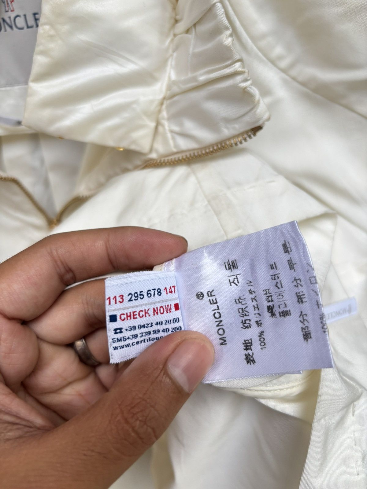 Moncler Authentic Moncler short crop jacket Size M / US 6-8 / IT 42-44 - 8 Thumbnail
