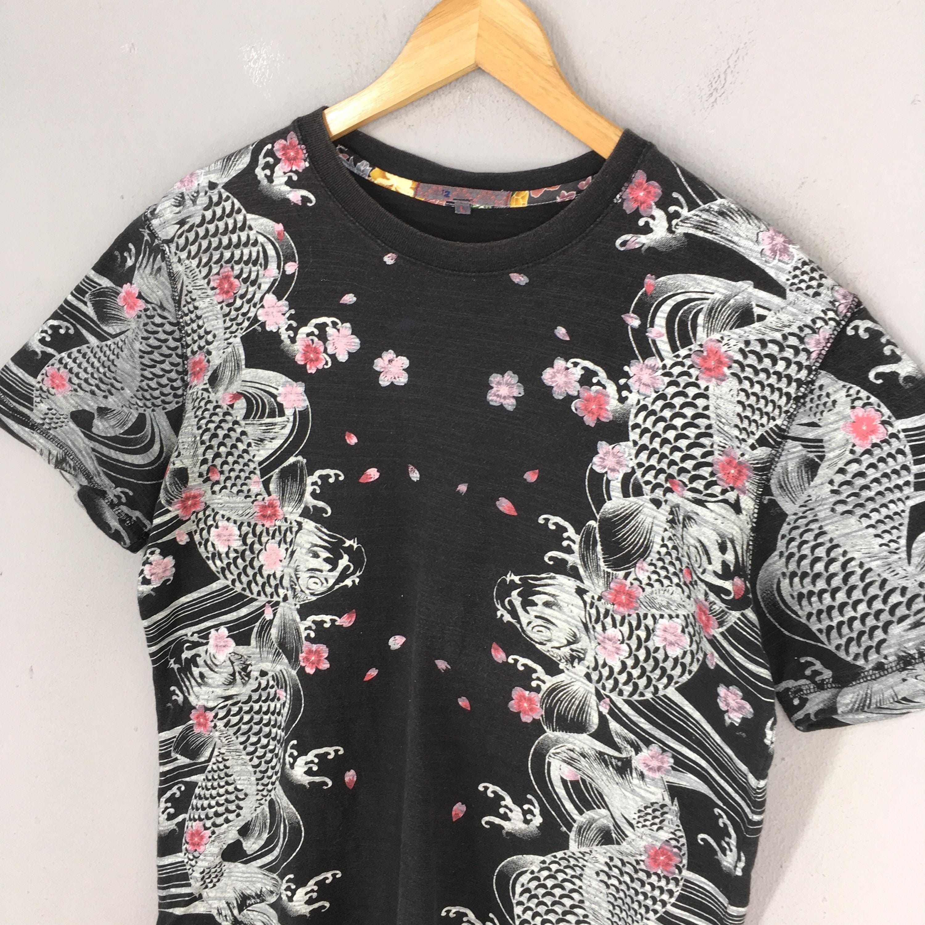 Japanese Brand Vintage Fish Koi Japanese Culture Sukajan Black Tshirt Large Size US L / EU 52-54 / 3 - 4 Thumbnail