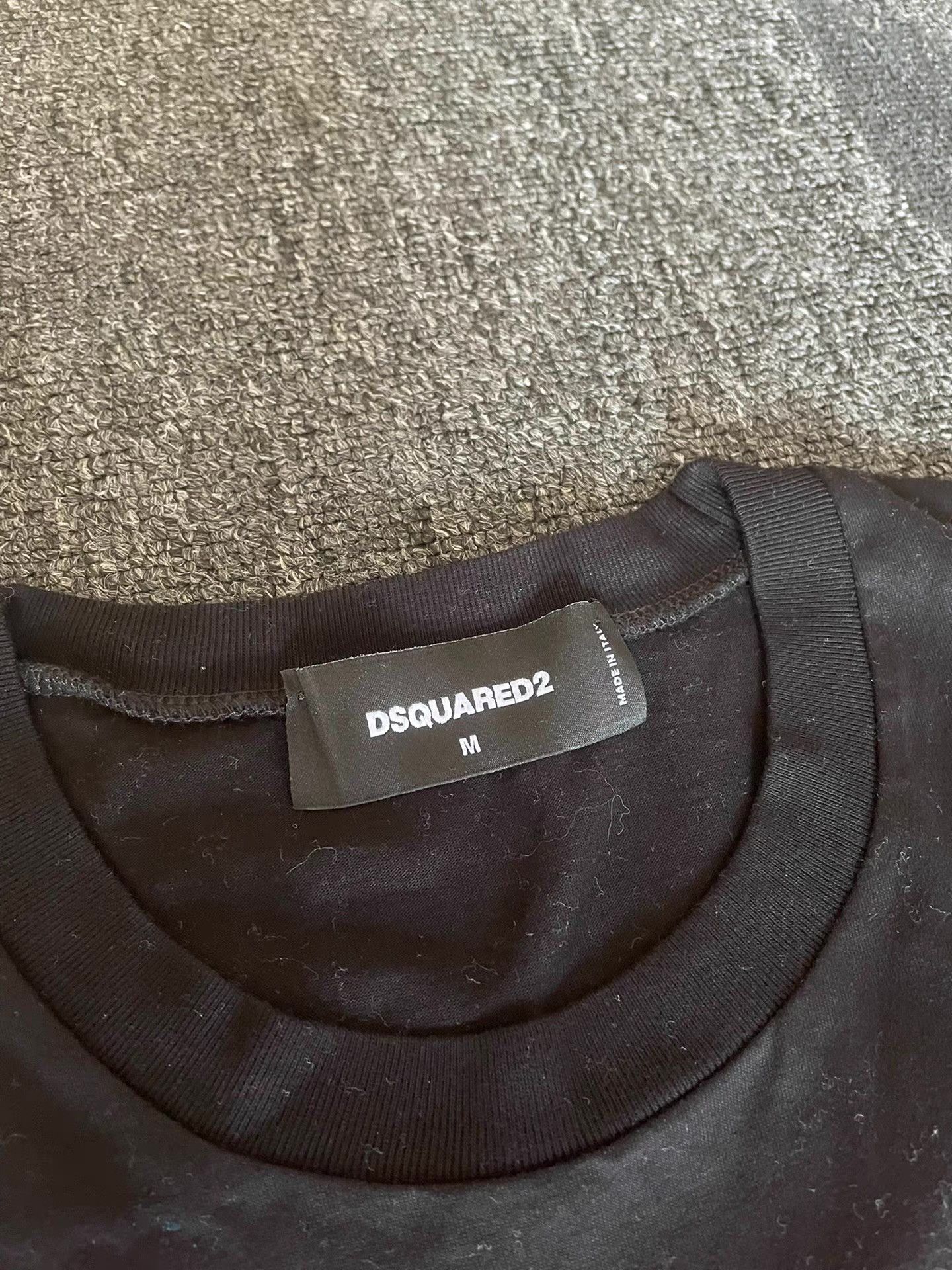Dsquared2 Dsquared2 D2 Short Sleeve T-shirt Size US M / EU 48-50 / 2 - 3 Thumbnail