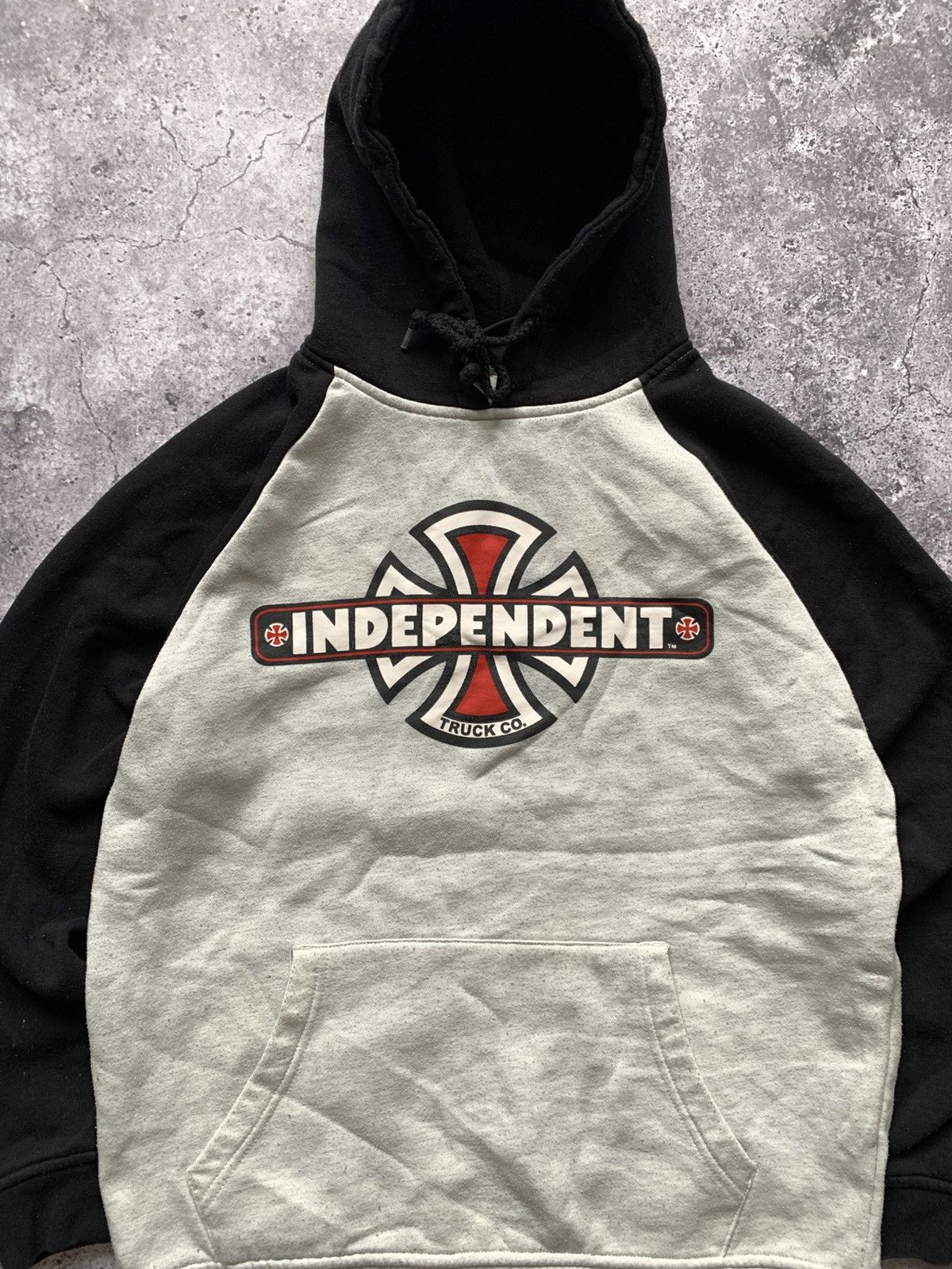 Independent Truck Co. 🔥VINTAGE 90s INDEPENDENT Y2K SKATE HOODIE Size US S / EU 44-46 / 1 - 3 Thumbnail