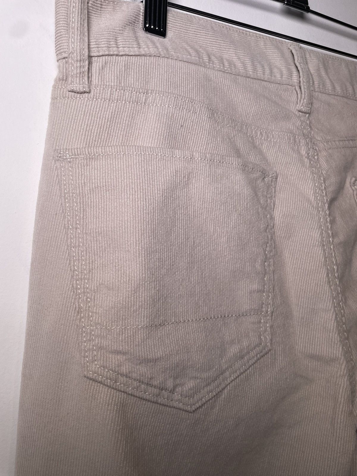 Banana Republic Banana Republic Slim Fit Corduroy Pants 30x30 Cream / Beige Size US 30 / EU 46 - 12 Thumbnail