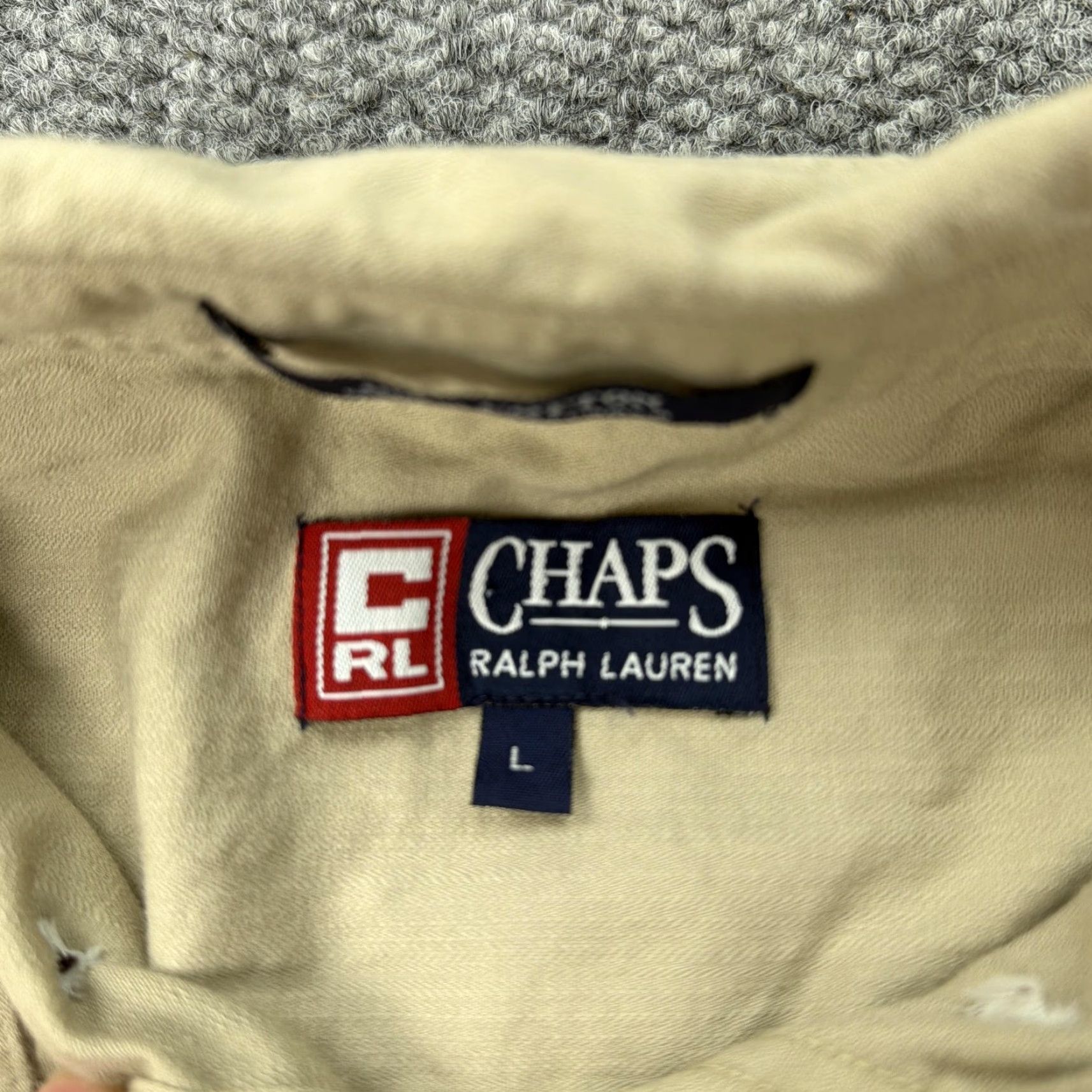 Chaps VINTAGE Chaps Shirt Mens L Khaki Navy Crest Logo Button Down 90s Embroidered Cotton Twill Size US L / EU 52-54 / 3 - 5 Thumbnail