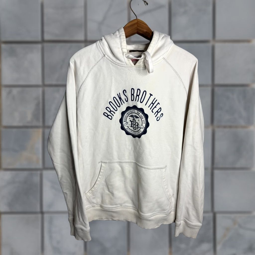 Brooks Brothers Brooks Brothers Hoodie Mens M White Logo Pullover VTG Vintage 5120 Size US M / EU 48-50 / 2 - 1 Thumbnail