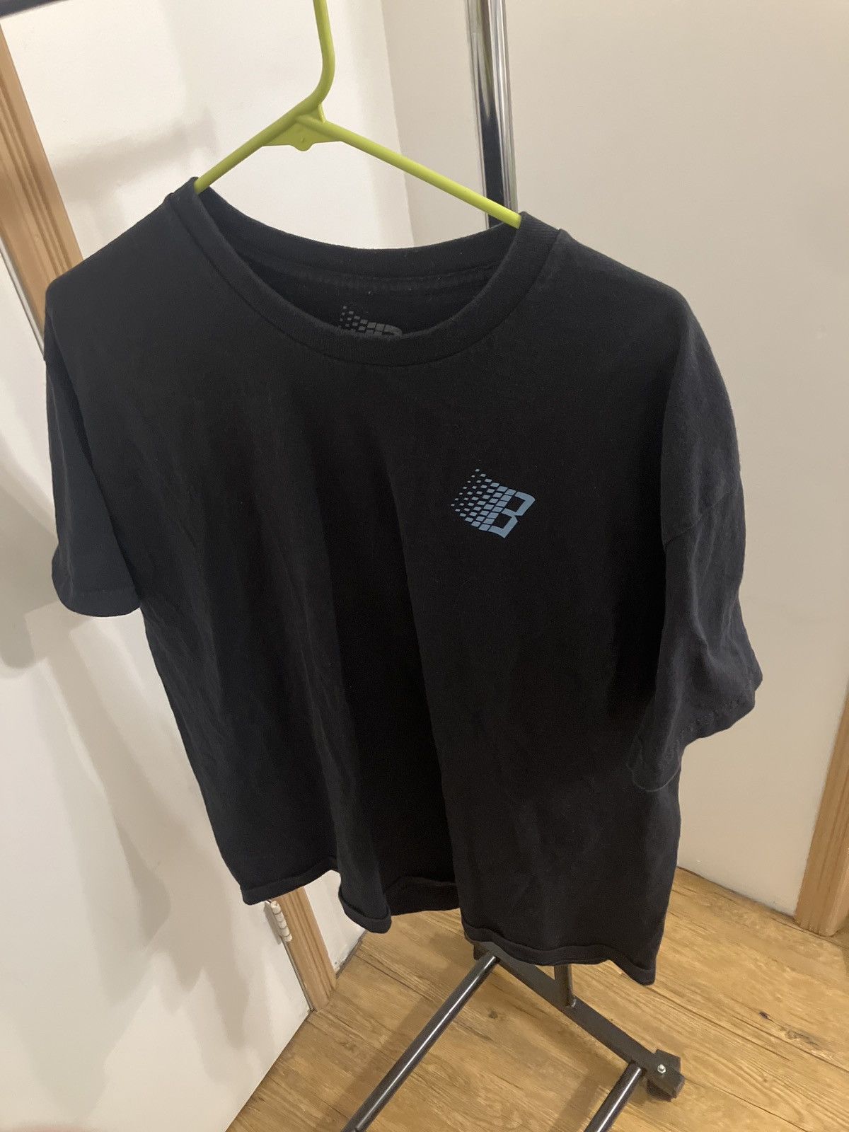 Bronze 56k Bronze 56k b logo t shirt xl Size US XL / EU 56 / 4 - 4 Thumbnail