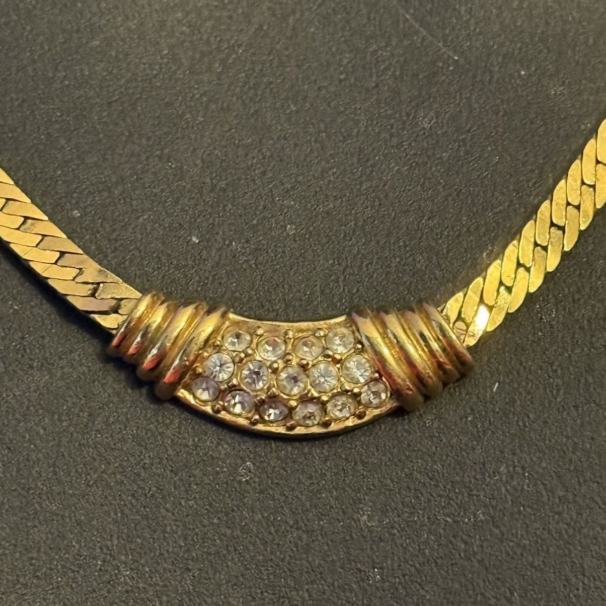 Vintage Vintage Avon rhinestone gold tone herringbone necklace Size ONE SIZE - 6 Thumbnail