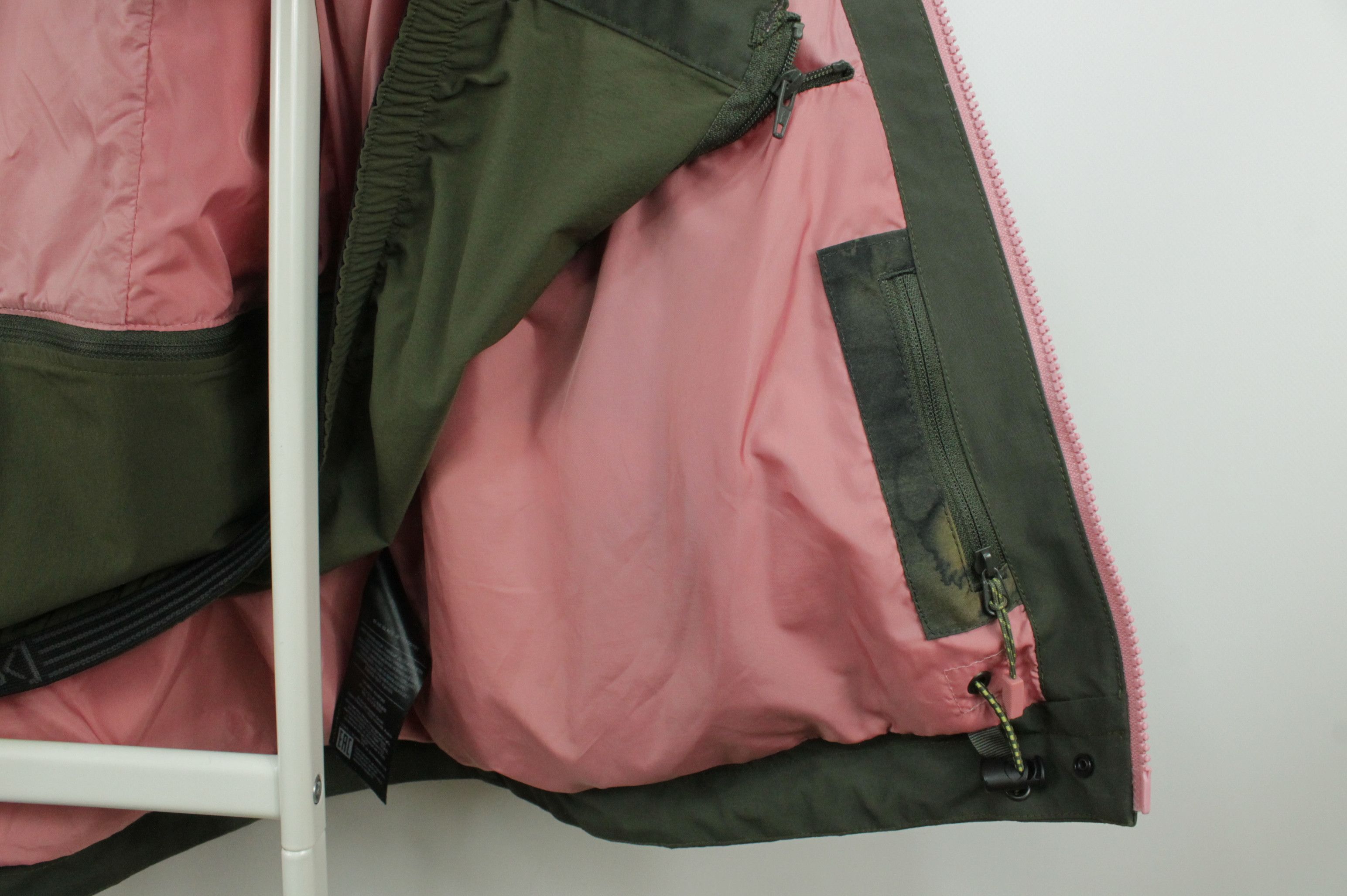 Burton Burton AK GORE-TEX 2L Blade Jacket Women's Size L / US 10 / IT 46 - 10 Thumbnail