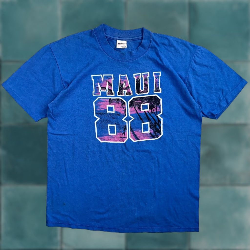 Vintage VINTAGE Maui 1988 Hawaii 80s T Shirt Blue Stedman Large 88 Crew Neck Short Sleeve White Men T-Shirt Casual Graphic Print 70s 80s 90s Size US L / EU 52-54 / 3 - 1 Thumbnail
